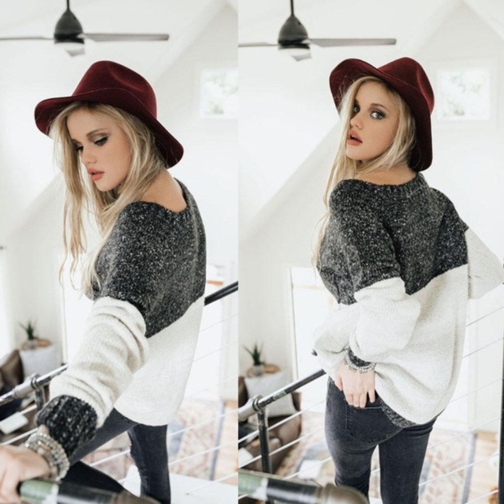 030 Cozy Color Block Loose fit Sweater Top - Picture 2 of 5